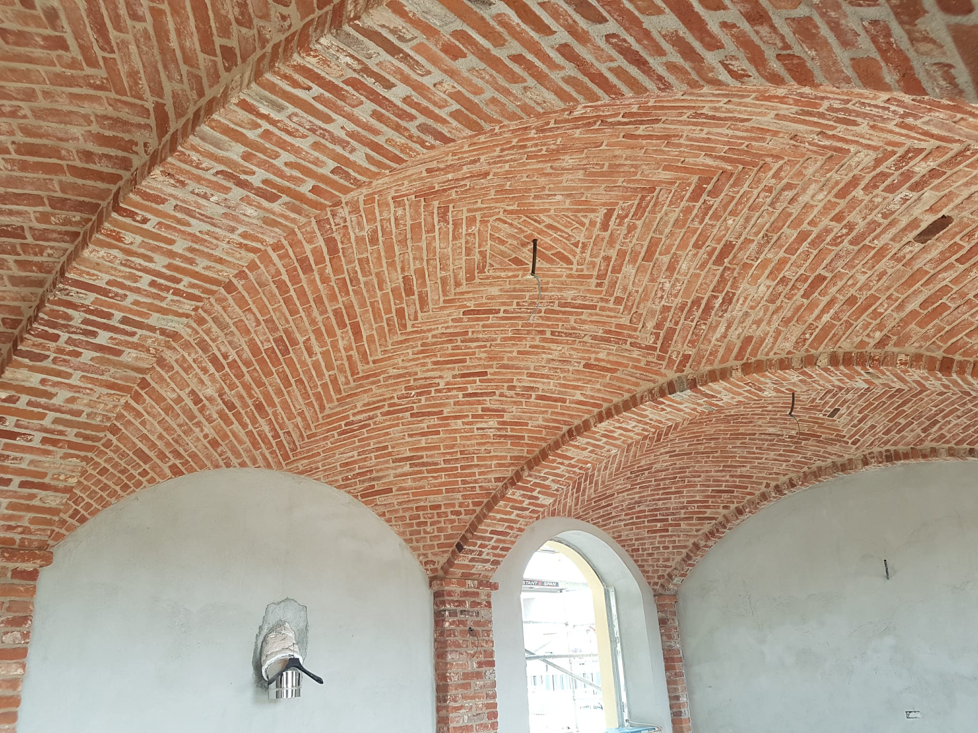 Volte a vela in mattoni antichi di recupero a Varese